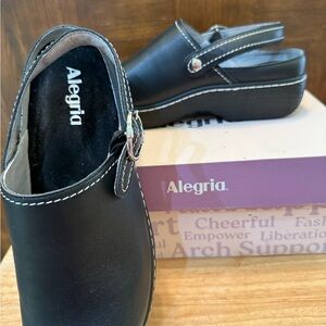 Alegria Black Mules with Adjustable Strap and Platform Sole size 7-71:2